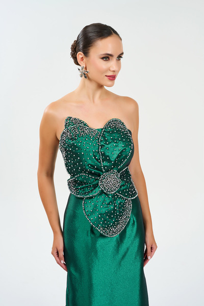 BDM Exclusive Straplez Büyük Çiçek Aplikli El İşi Taşlı Tafta Abiye Elbise