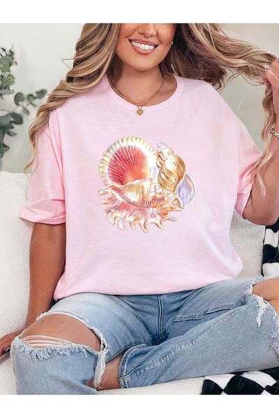Sarah's Boutique Women's T-Shirt – 100% Cotton – COLORFUL SEASHELLS