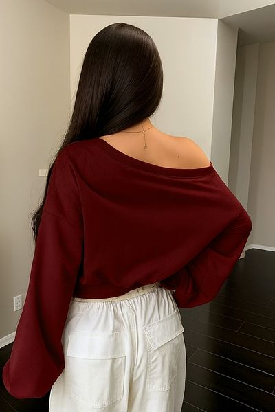 Machetta Women's Bow Printed Burgundy Boat Neck Sweatshirt