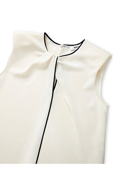 İpekyol Contrast Piping Blouse