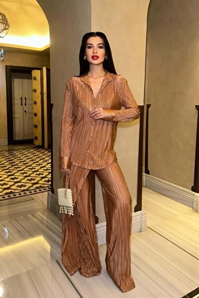 Lijuri طقم مجعد مع قطعة دوارة أمامية 9629-08