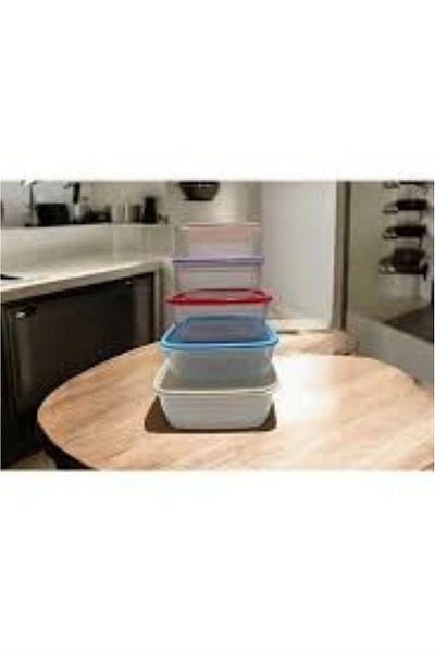 sweenhome Plastic Square Shape 5-Piece Storage Container 3-2-1.25-0.75-0.43 Liters