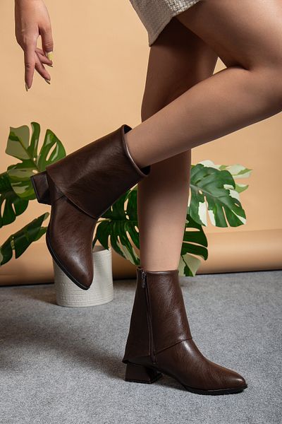 AYENDE MODA Women's Brown Cowboy Zippered Medium Heel Pointed Toe Stylish Boots