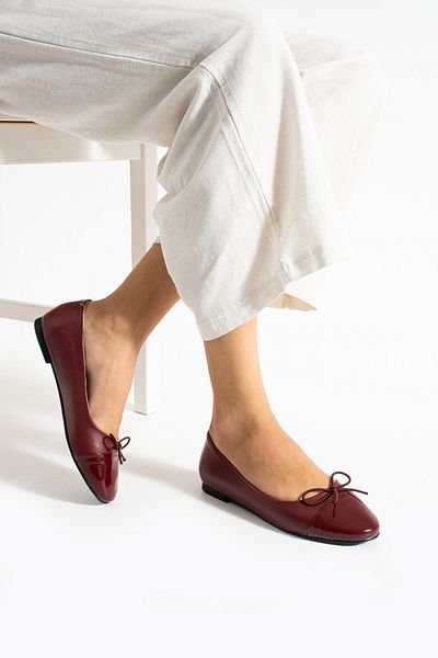 Güllü Shoes Burgundy Patent Leather Toe Bow Detailed Women's Ballerinas – Vegan Leather, Non-Slip Sole, Casual & Office Chic