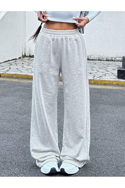 Le Vion Black Baggy Cut Comfortable Fit -Straight Leg Sweatpants Le Vion