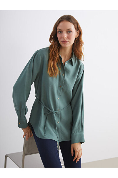 LC Waikiki Shining Store'dan Işıltılı Seçimler | Kuşaklı Armürlü Kadın Gömlek