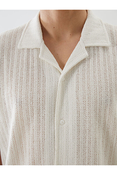 LC Waikiki Ανδρικό πουκάμισο με κοντό μανίκι με κανονική εφαρμογή