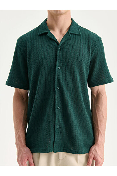 LC Waikiki Ανδρικό πουκάμισο με κοντό μανίκι με κανονική εφαρμογή
