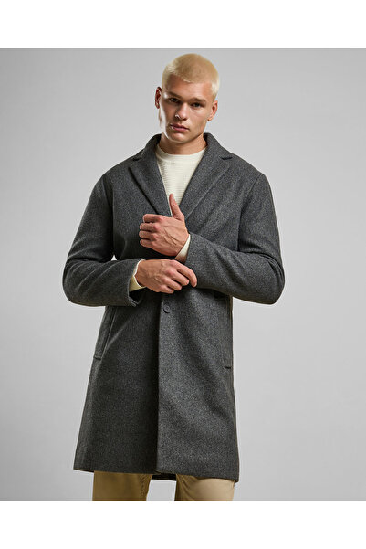 R&B Solid Overcoat with Button Closure
