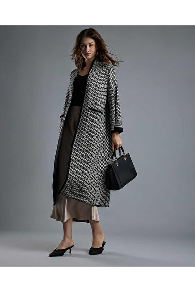 R&B معطف منقوش بأكمام طويلة