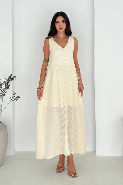 AsprinFashion Бродирана рокля от плат с декоративни копчета