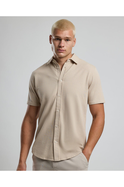 R&B قميص سادة بياقة كلاسيكية وأكمام قصيرة
