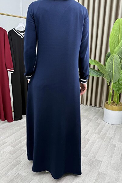 Mercan NURSAÇ ELBİSE Lacivert Beyaz V Yaka Detaylı Tesettür Spor Elbise Kristal