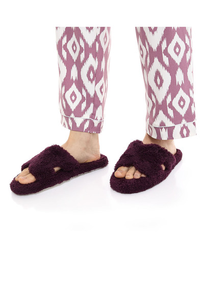 R&B Plush Bedroom Slippers