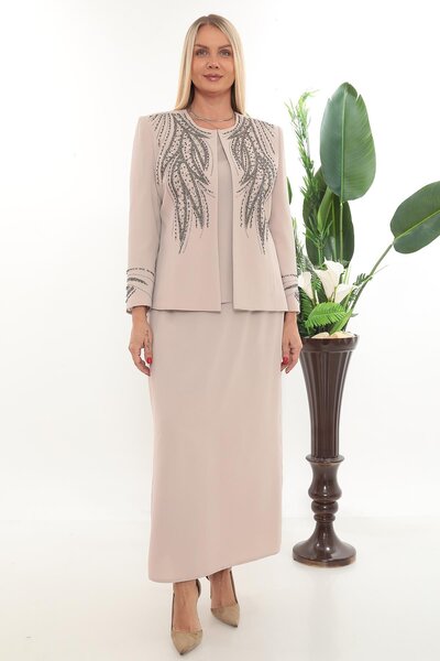 MİSS DİAMOND سترة أنيقة مزينة بالحجر مع فتحة مغلقة باللون البيج طقم ثلاثي بطو...