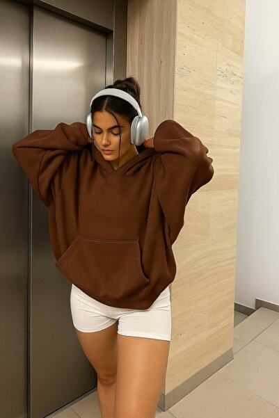 DM DOLCE MORE سترة رياضية بلون واحد مصنوعة من القطن الممشط بثلاث خيوط للجنسين