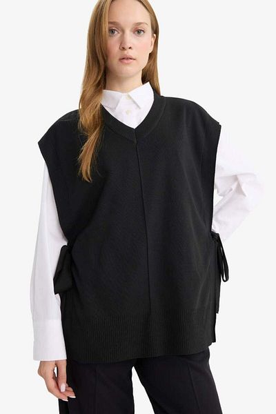 DeFacto New Season V-Neck Side Tie Knitwear Sweater