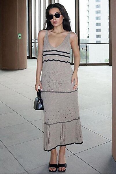 Seeh Πλεκτό γυναικείο φόρεμα με ρίγες βιζόν SH286