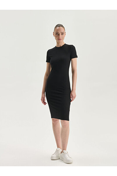 LC Waikiki Lcw Vision Black Crew Neck Bodycon Dress