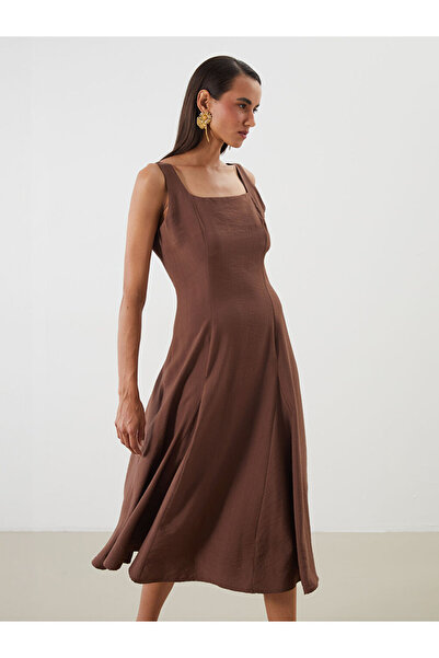 LC Waikiki New Season from Güli̇s Gi̇yi̇m Brown U-Neck Pleated Detail Waist-F...