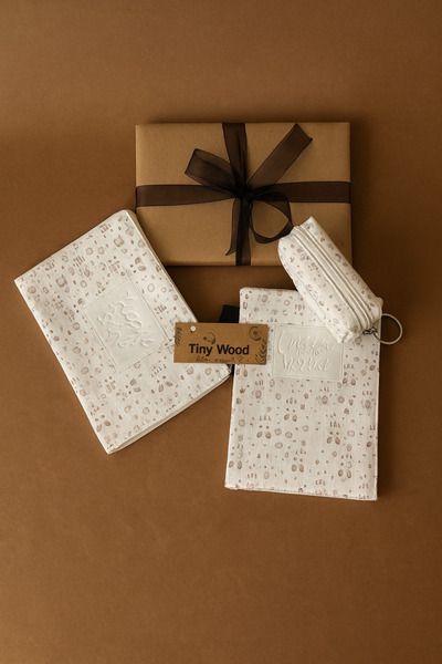 tiny wood Women's Gift Set – Notebook, Keychain and Bag Organizer |   Patterned Leather Cover Notebook