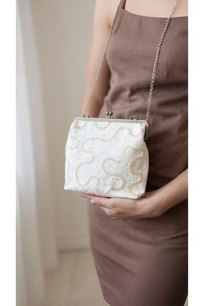 Online Women's Large Capacity Design Clutch Handbag