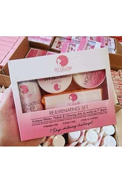 Sy Glow مجموعة تجديد البشرة للحصول على بشرة أكثر إشراقًا وإشراقًا ووردية
