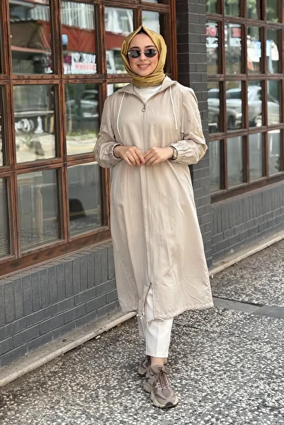 FUAT GÜRSEN Hooded Sleeve Bead Embroidered Furmar Cap