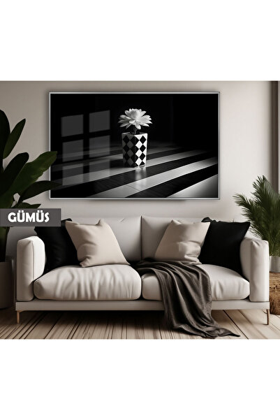 Harikabirev HARİKABİREV | MODEL DE FLORI CU MODEL DE DAME CULOARE ALB&NEGRU | TABLO DE STICLA TEMPLATA CU CADRU ORIZONTAL