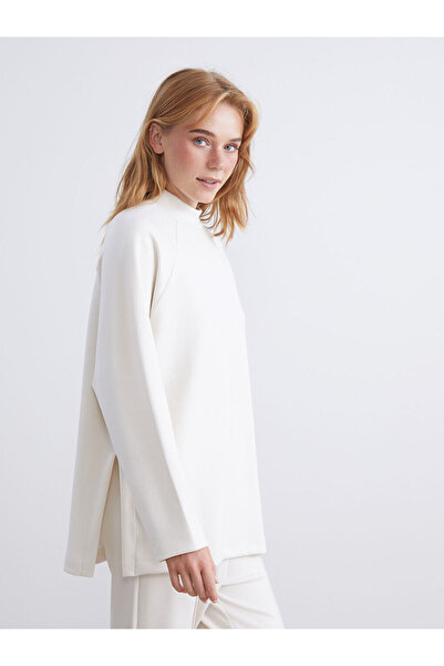 LC Waikiki سويت شيرت نسائي بيج ذو ياقة عالية مقاس كبير