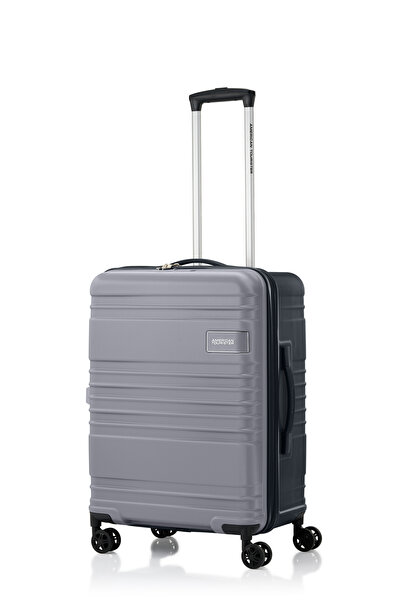 American Tourister حقيبة SKYLETTE السوداء (68 سم): احزم المزيد مع مساحة تخزين...