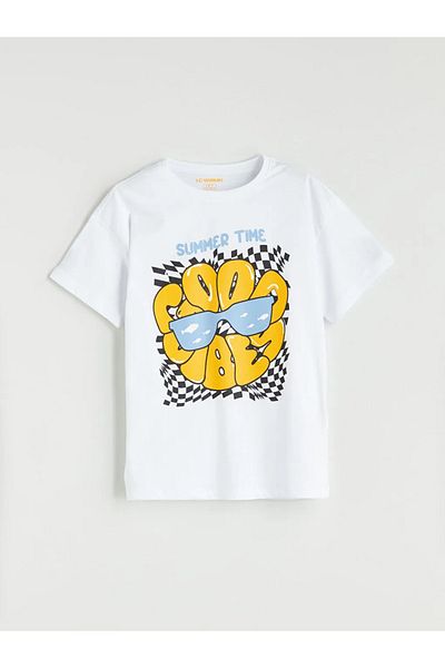 LC Waikiki طقم بيجامة LCW KidsWhite Crew Neck للأولاد مع شورت