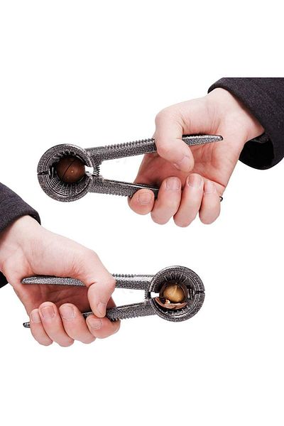 co arma Nutcracker and Walnut Cracker Easy Kitchen Accessories Tool