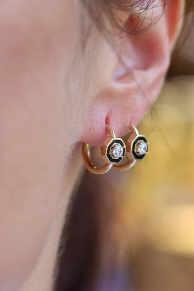 Yenigün Kuyumculuk 14 Ayar Altın Taş Detaylı Siyah Mineli Obje Halka Küpe