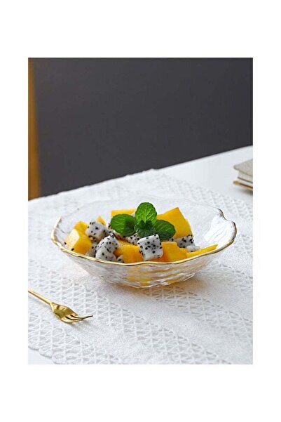 Generic Ice Point Special Shaped Phnom Penh Wave Plate Clear 20.5x20.5x4.5cm