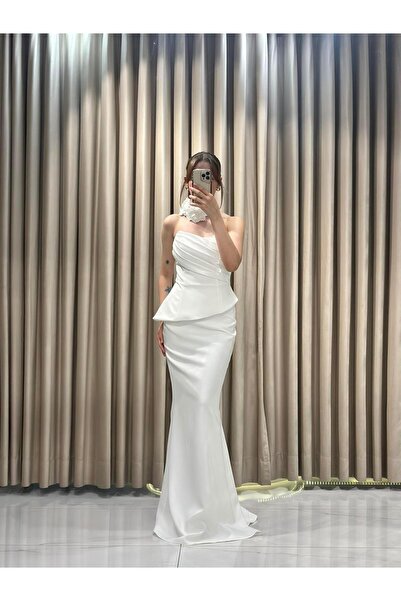 Kaleiçi Yıldızlar Beyaz Straplez Balık Model Abiye 5244