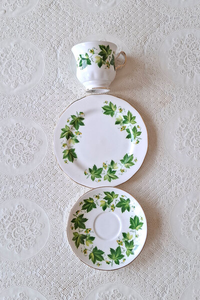 QUEEN ANNE Bone China B570 Double Coffee 3 Pieces 150 ml