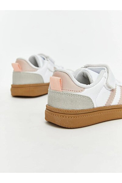 LC Waikiki LCW Bağcık Ve Cırt Cırtlı Kız Bebek Spor Ayakkabı (W5)