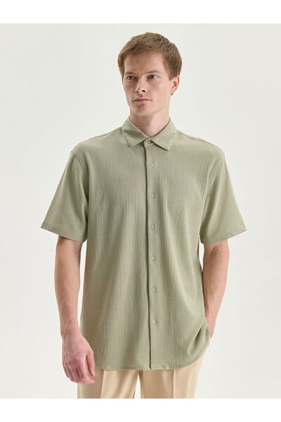 LC Waikiki New Season Regular Fit Short Sleeve Men's Shirt - S56042Z8