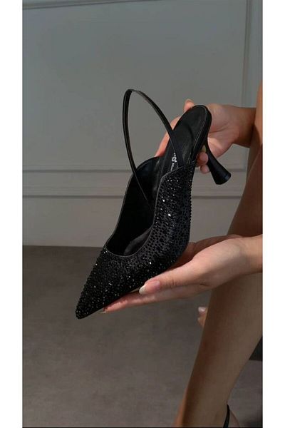 M&B Silver Stiletto .Band Design with Stone Details and Medium Heel, the Perfect Complement to Your Special Occasions