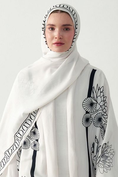 carell Desert C Monogram Flush Shawl Ecru