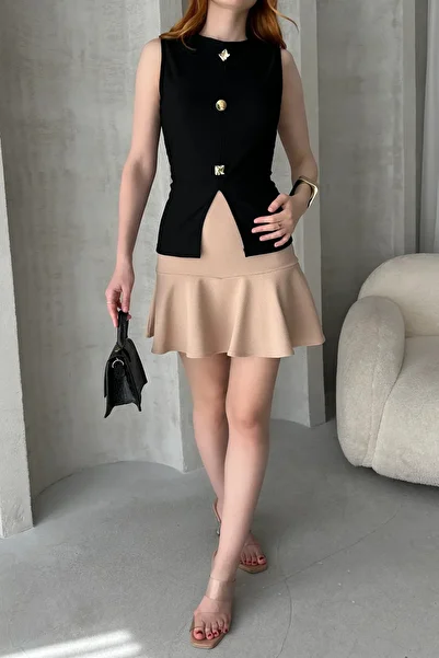 adelix Sleeveless Mercerized Blouse with Metal Accessories and Slit Detail Black