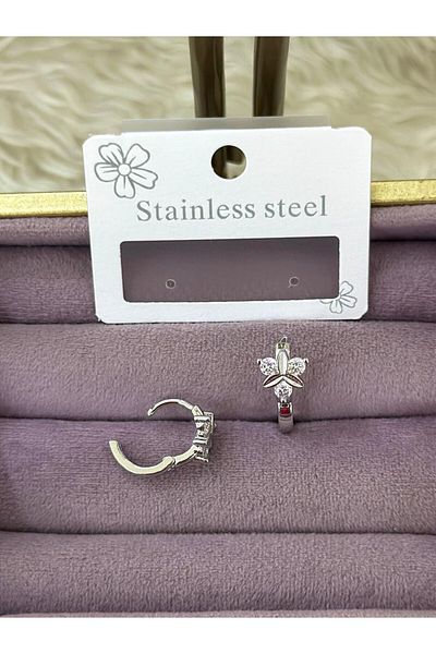 BY YASİN TOPÇU Steel Flower Motif Rhinestone Earrings