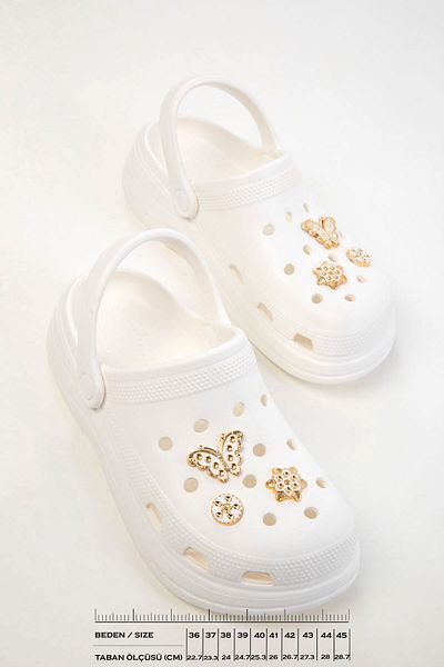 SOHO 20491 Women's White Slippers