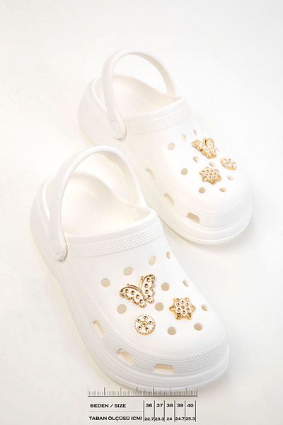 SOHO 20491 Women's White Slippers