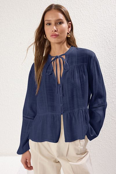 Trendyol Collection Navy Blue Cotton Textured Fabric Lacy on the Sleeve Regular Normal Fit Woven Shirt Twoss25Go00038