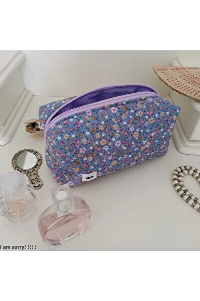MB حقيبة مكياج بطبعة زهور أرجوانية - حجم كبير