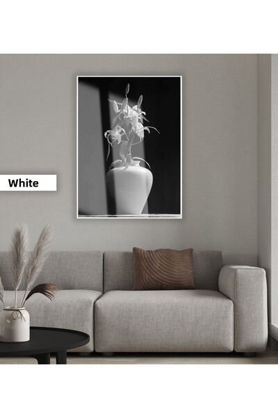 Harikabirev HARİKABİREV | FLORI ÎN VAS NEGRU&ALB MODEL 03 | TABLA DE STICLA T...