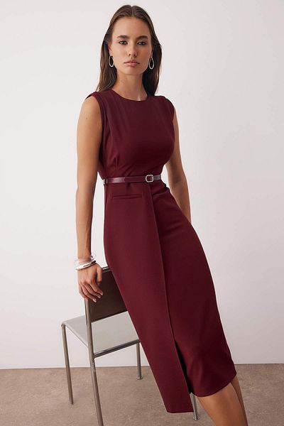 Trendyol Collection Бордовий пояс з детальною фактурою, сукня середньої довжини TWOAW26EL00078