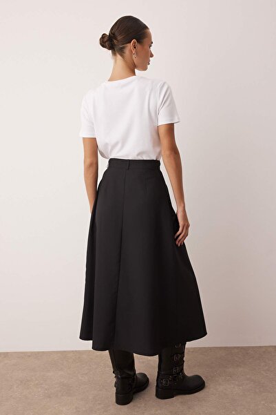 Trendyol Collection Black Front Slit Woven Parachute Midi Skirt Twoaw26Et00042